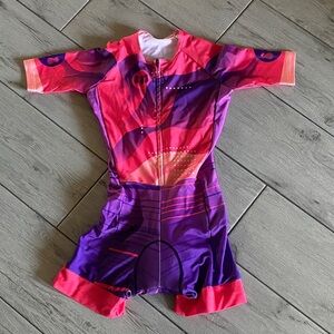Women’s cycling skin trisuit